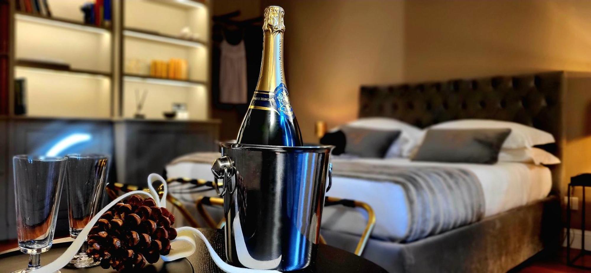 L'Americano Luxury Rooms Киавари Екстериор снимка